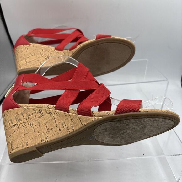 Liz Claiborne Rockelle Red Stretch Wedge Sandals 9M Comfy Chic Back Zip - Picture 7 of 9